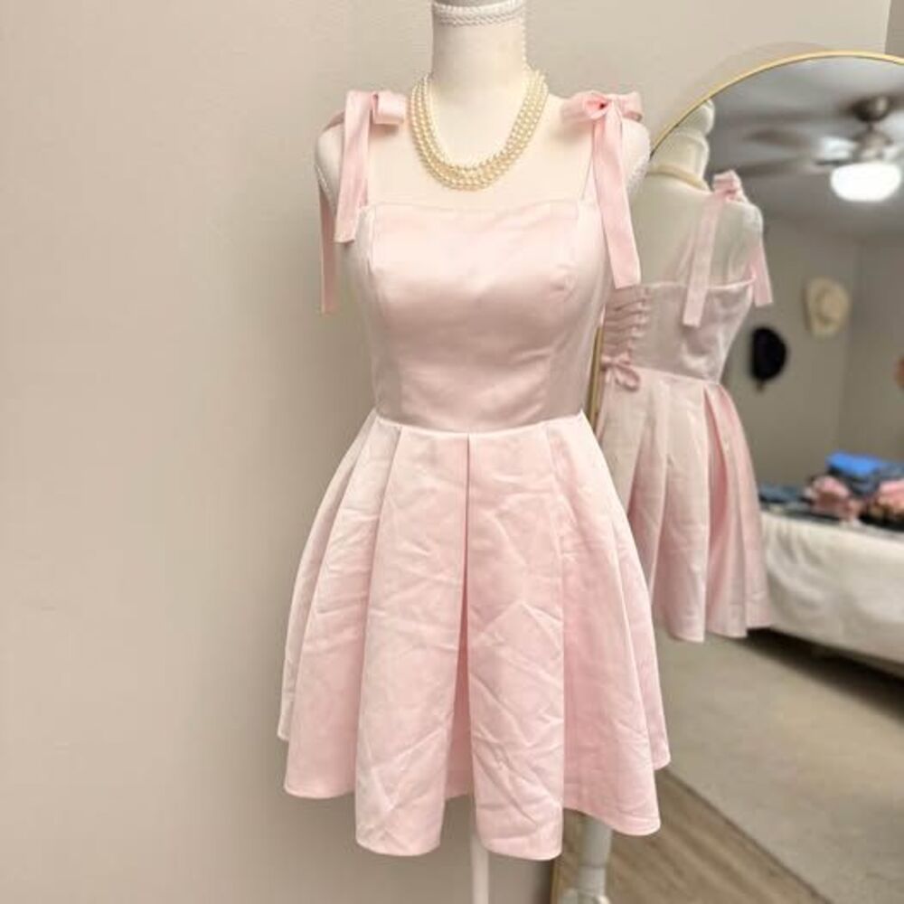 Coquette girly baby pink corset back bow tie straps party dress “size 2”